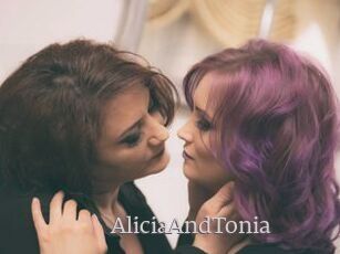 AliciaAndTonia