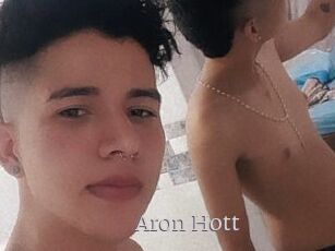 Aron_Hott