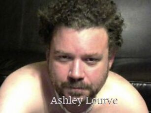 Ashley_Lourve