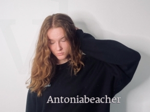 Antoniabeacher