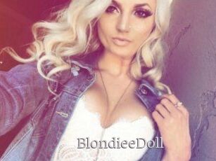 BlondieeDoll