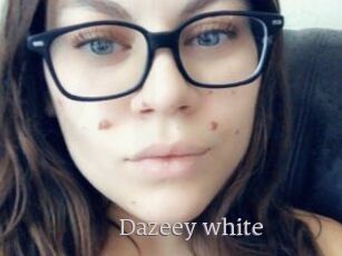 Dazeey_white