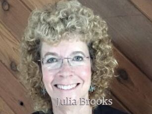 Julia_Brooks