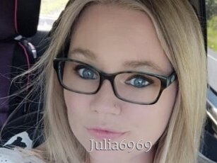 Julia6969