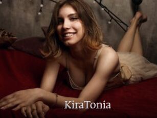 KiraTonia