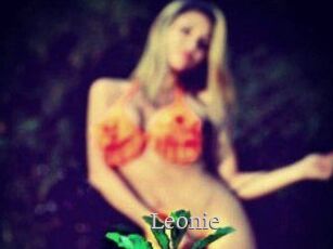 Leonie