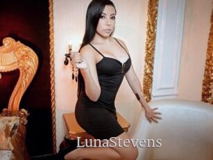 LunaStevens