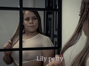 Lily_perry