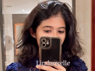 Lindseyelle