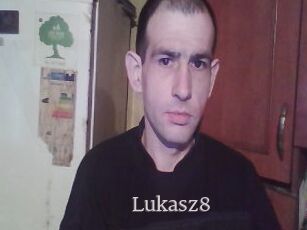 Lukasz8