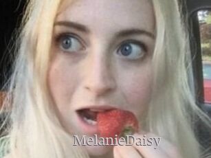 Melanie_Daisy