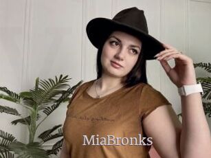 MiaBronks