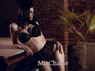 MiaChaise