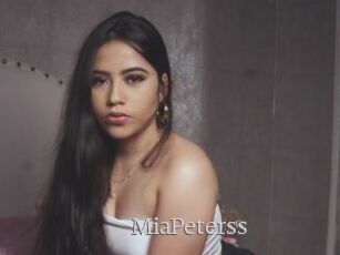 MiaPeterss