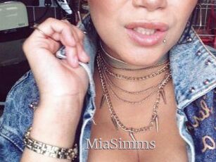 MiaSimms