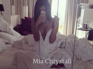 Mia_Chrystall