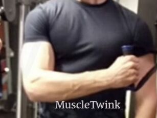 MuscleTwink