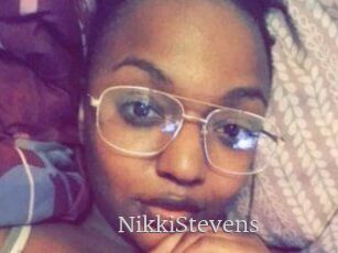Nikki_Stevens