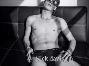 Nick_davis