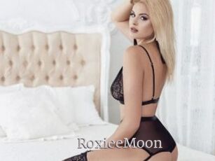 RoxieeMoon