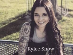 Rylee_Snow