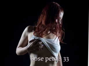 Rose_petals_33