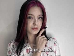 Roxymaxx