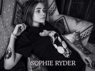 SOPHIE_RYDER