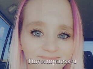 Tinytemptress91